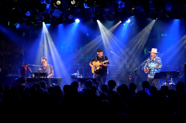 BEGIN『さにしゃんサンゴSHOW!!』6月15日渋谷クラブクアトロ公演より