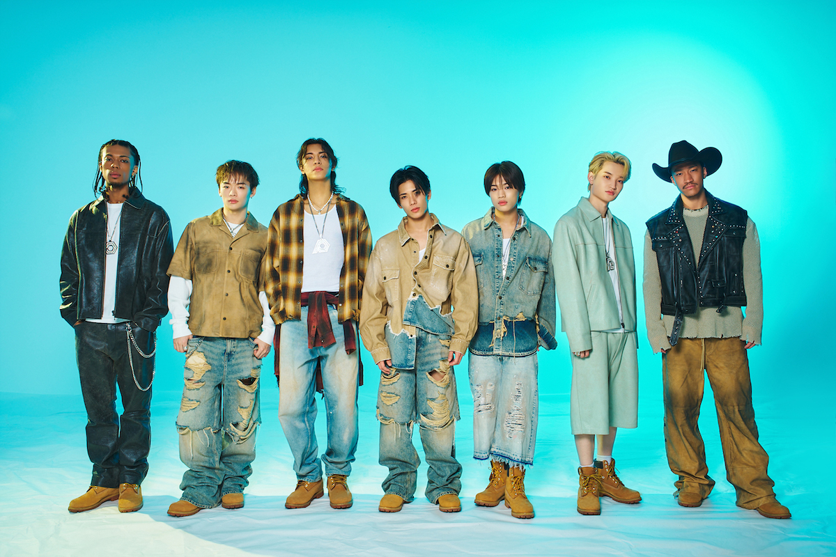 世界中を飛び回るPSYCHIC FEVERの現在の画像