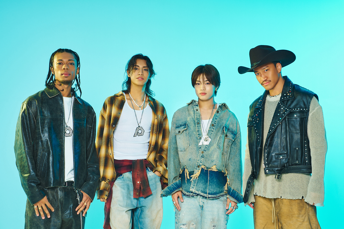 世界中を飛び回るPSYCHIC FEVERの現在の画像