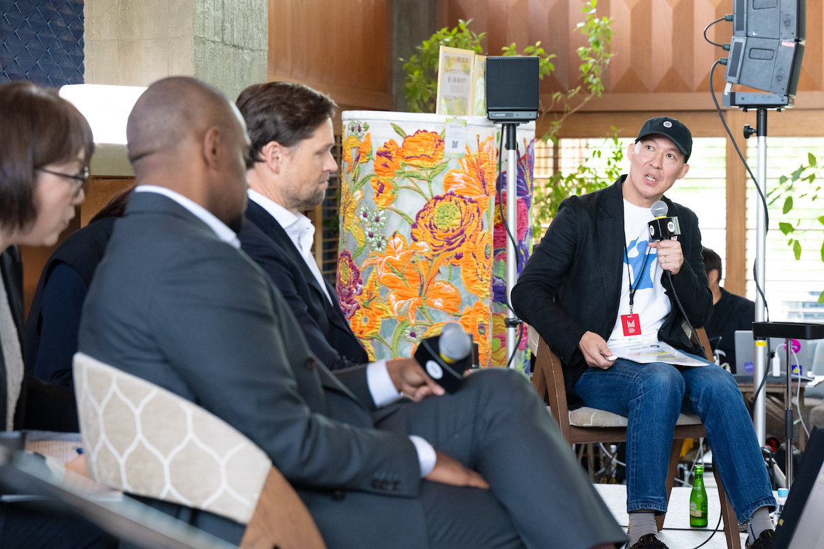 「Lunch with Spotify」