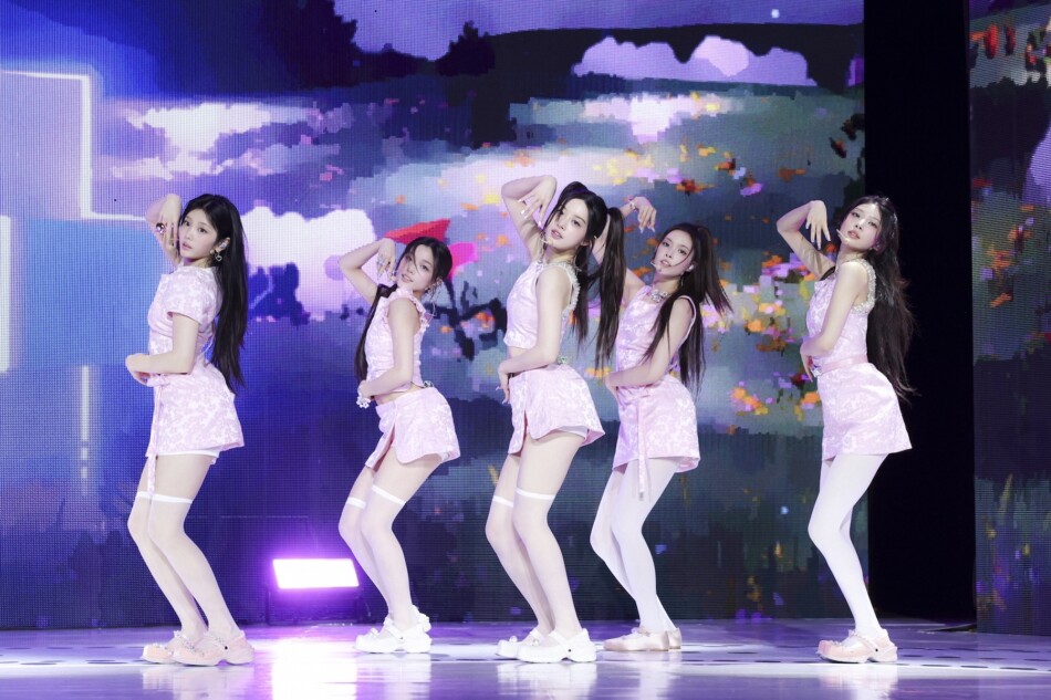 ILLIT『bomb』発売記念ショーケースレポ