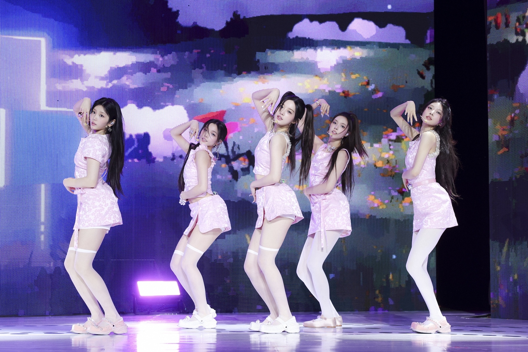 ILLIT『bomb』発売記念ショーケースレポ