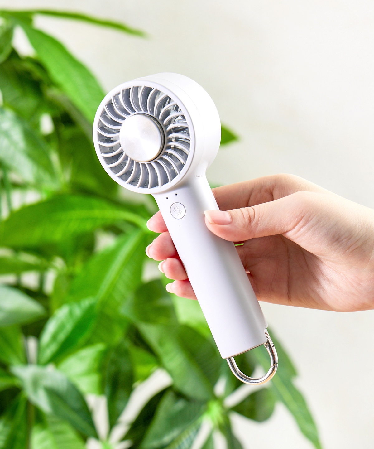 3COINSのガジェットはなぜ売れる？の画像