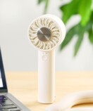 3COINSのガジェットはなぜ売れる？の画像