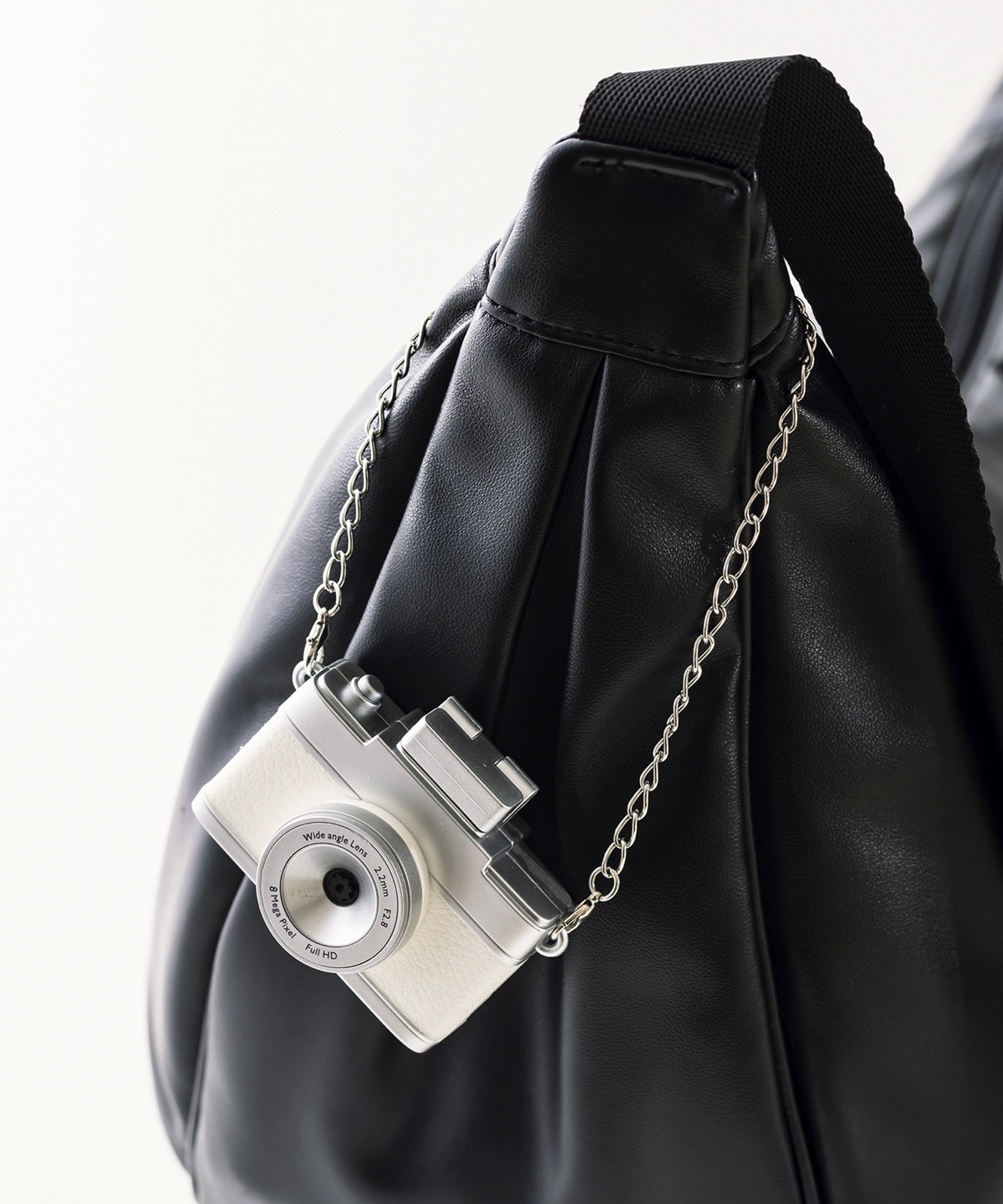 3COINSのガジェットはなぜ売れる？の画像