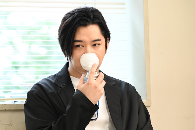 『ダメマネ！』竹中直人らクランクアップの画像