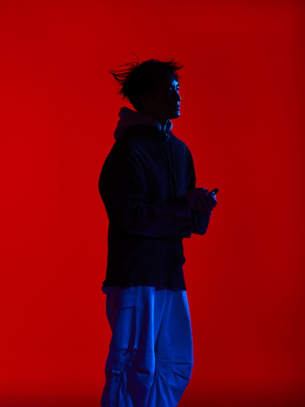 がらり、新曲「逃避行」配信リリース