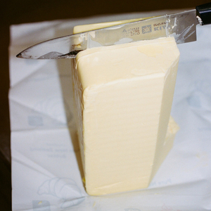 羊文学「春の嵐」ジャケット写真