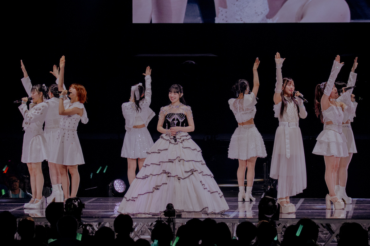 上國料萌衣の歌声はアンジュルムもファンも輝かせる　“まっキラ”な未来を照らす卒業公演レポの画像2-2