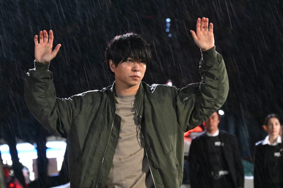 櫻井翔主演『放送局占拠』場面写真初公開