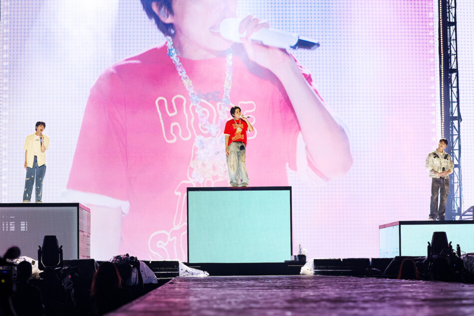 J-HOPE、BTSメンバー駆けつけた世界ツアー