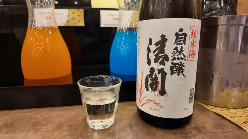 mii、大胆ワンピで“格安宿”を満喫の画像