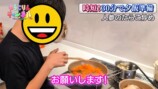 小倉優子、長男と夕食作りの画像