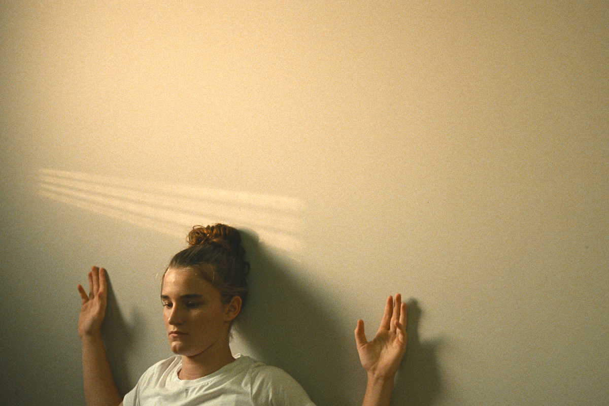 『ジュリーは沈黙したままで』10月公開