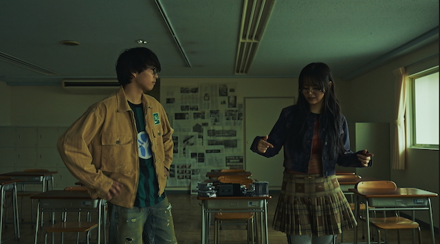 Rol3ert「Nerd」MVより