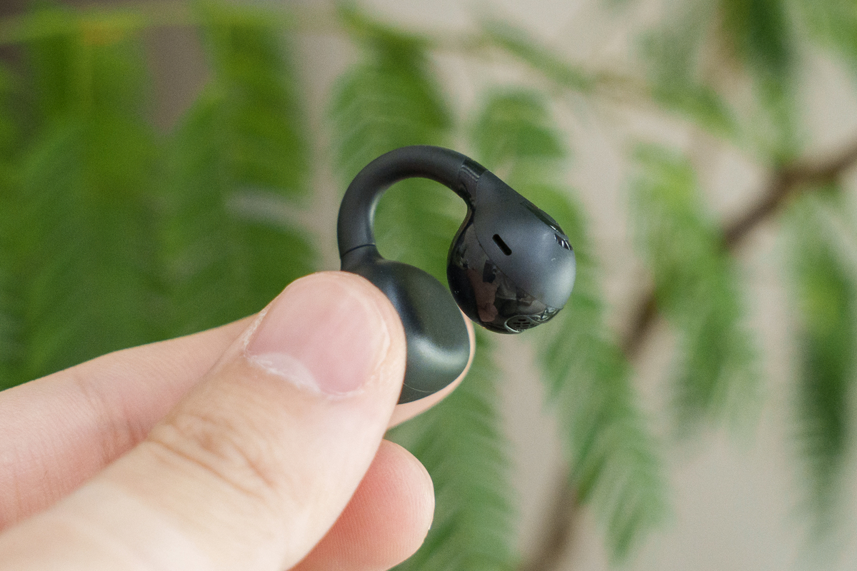 Baseus、イヤーカフ型イヤホン『BC1』レビューの画像