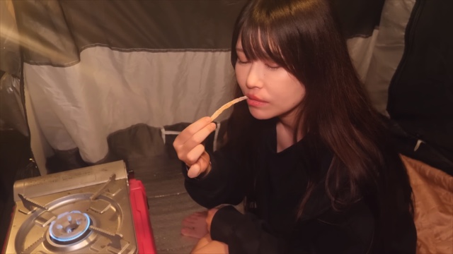 車中泊女子YouTuber、晩酌堪能の画像
