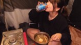 車中泊女子YouTuber、晩酌堪能の画像