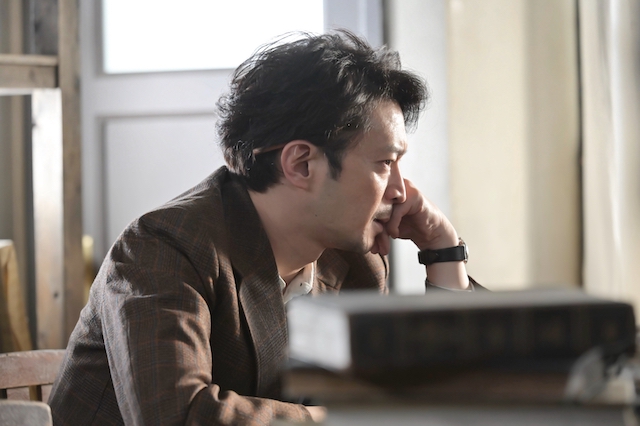 『あんぱん』第67話、嵩と健太郎が雑貨店の画像