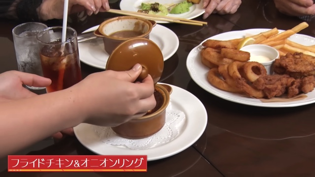 黒柳徹子、『ロイヤルホスト』で10品爆食の画像