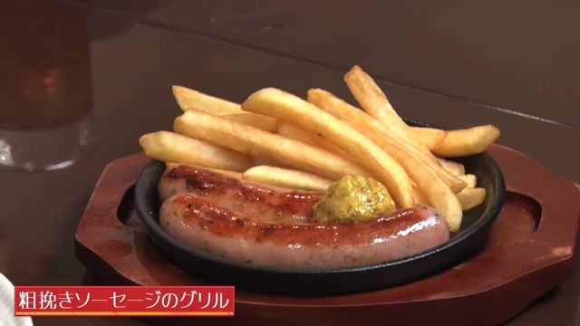 黒柳徹子、『ロイヤルホスト』で10品爆食の画像