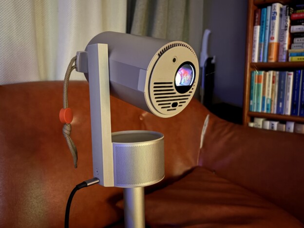 『機動戦士Gundam GQuuuuuuX』を大画面で観たい！　『XGIMI MoGo 3 Pro』でホームシアターレビュー