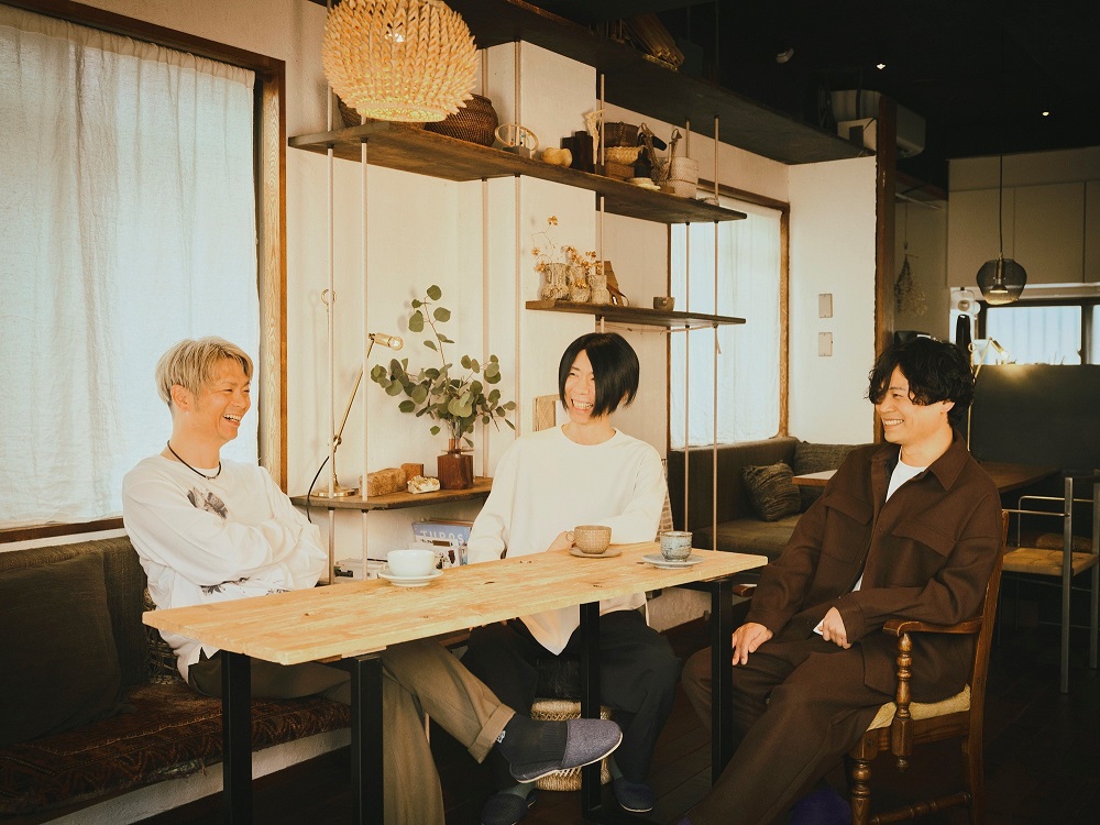 People In The Boxがビルボード公演