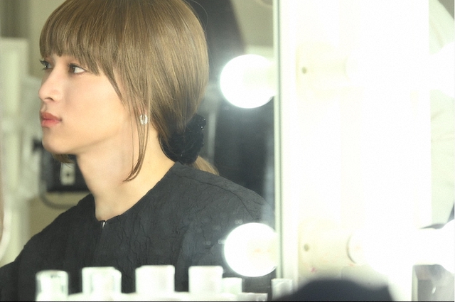 尾碕真花×松本怜生『シンクロ』撮影秘話の画像