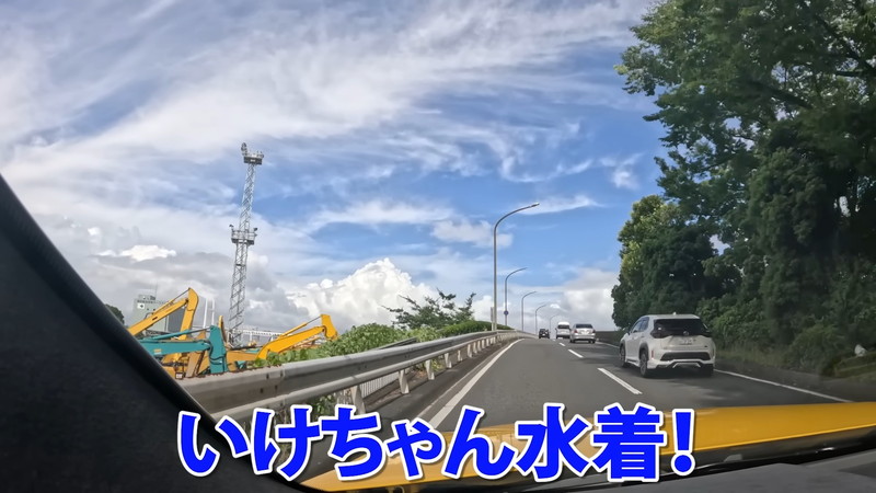 あま猫、“人気女性YouTuber”とドライブの画像