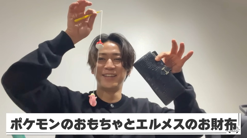 亀梨和也、愛用カバンの中身を紹介の画像