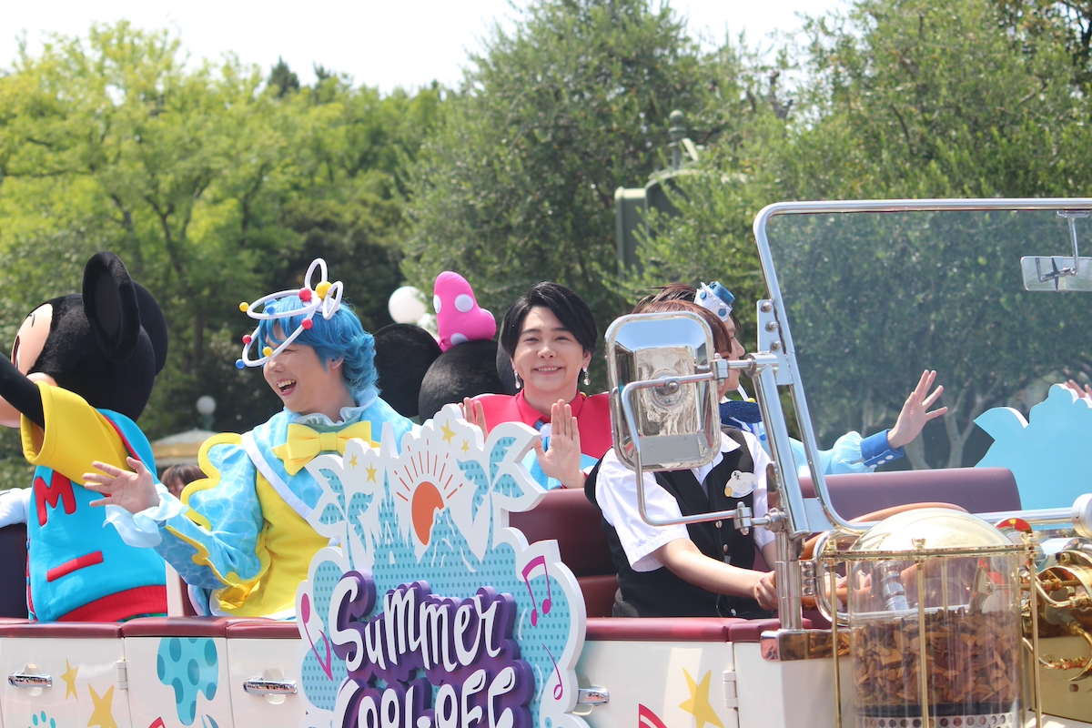 Mrs. GREEN APPLE ディズニーでの撮り下ろし（写真＝渡辺彰浩）