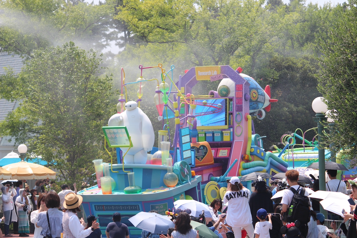 Mrs. GREEN APPLE ディズニーでの撮り下ろし（写真＝渡辺彰浩）