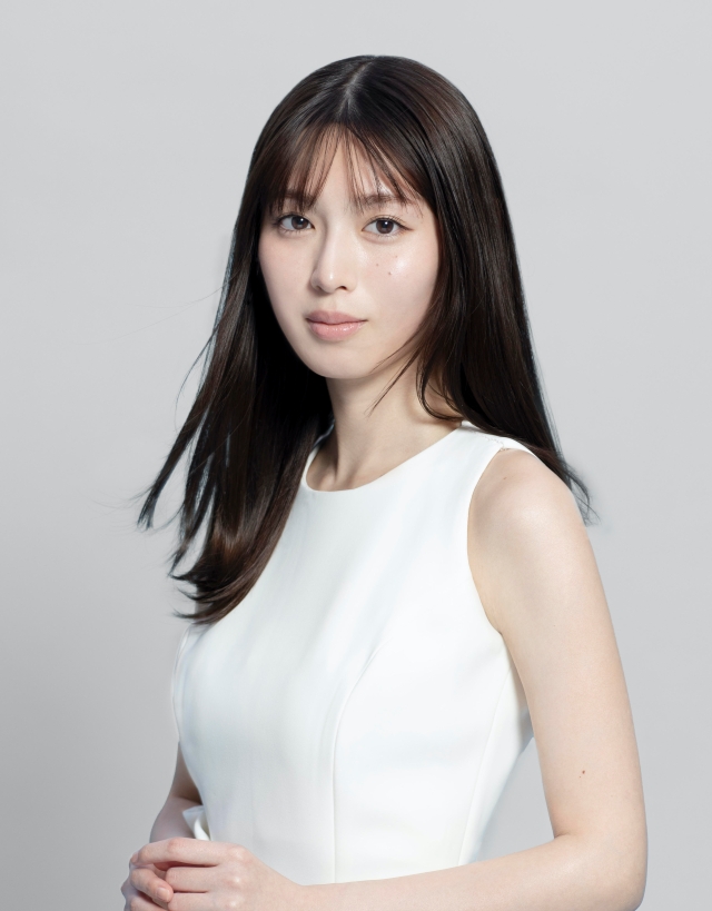 白石聖　アーティスト写真