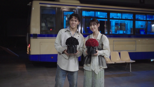 SHO-SENSEI!!「エリー」MV撮影時2ショット　SHO-SENSEI!!、白石聖