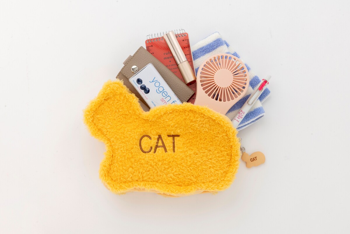 「たべっ子どうぶつ」がふわふわポーチにの画像