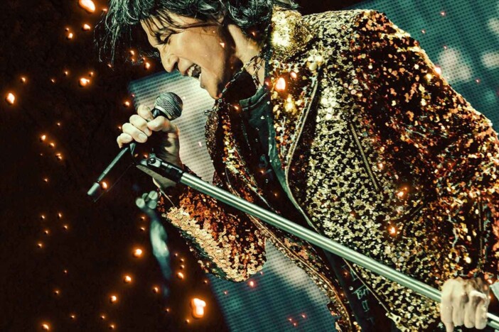 稲葉浩志、ソロライブ映像作品リリース