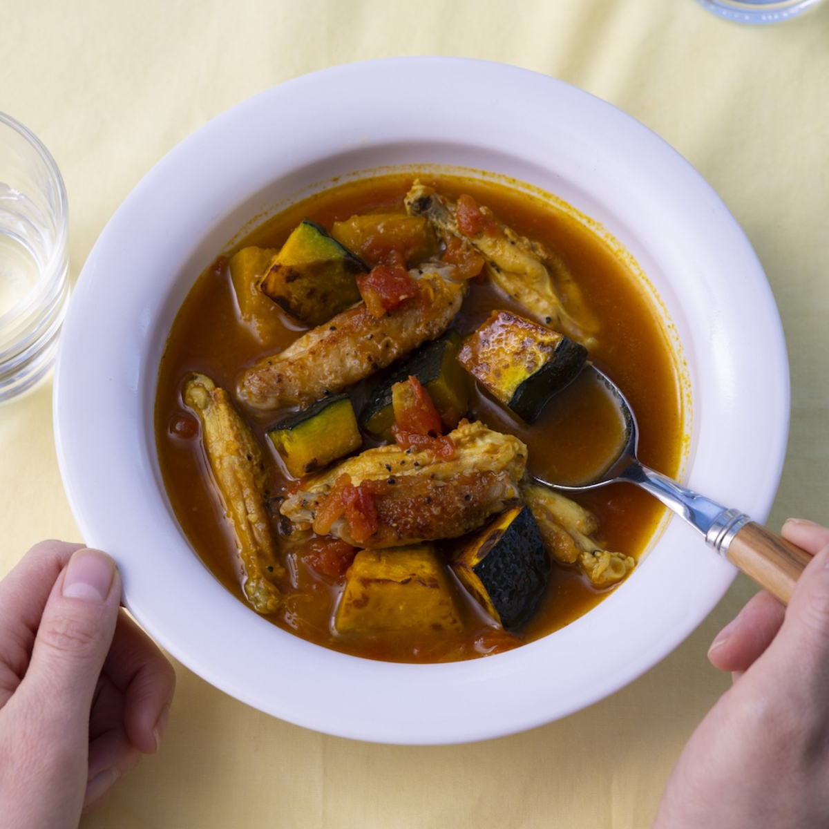 夏にスープ？『体を癒やす夏スープ』発売中の画像