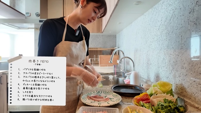 佐々木希、料理動画で見せる素顔の画像