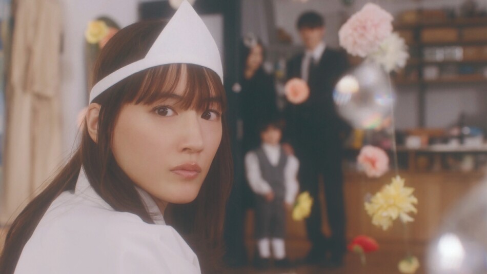 綾瀬はるか主演『ひとりでしにたい』を観て考える、大切な人たちへの