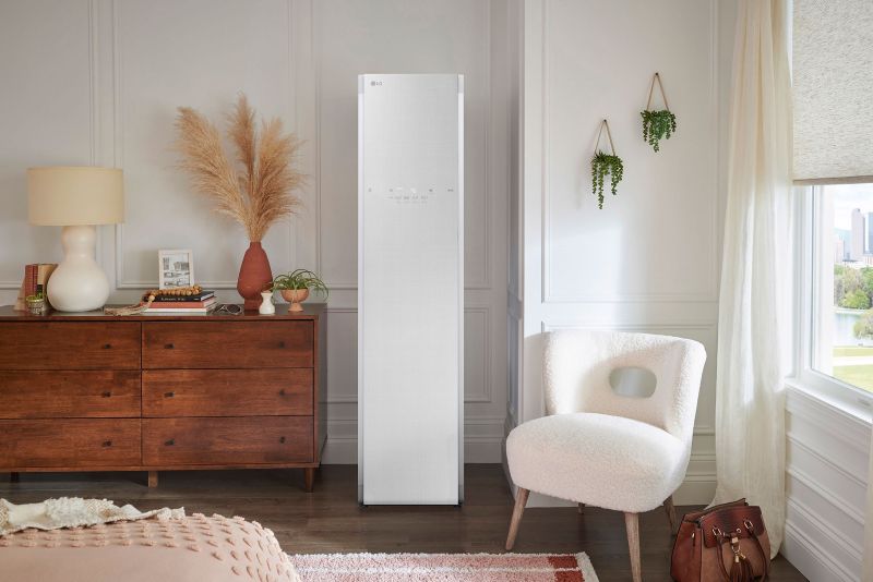 LG、衣類ケア家電『Styler』に新モデル登場