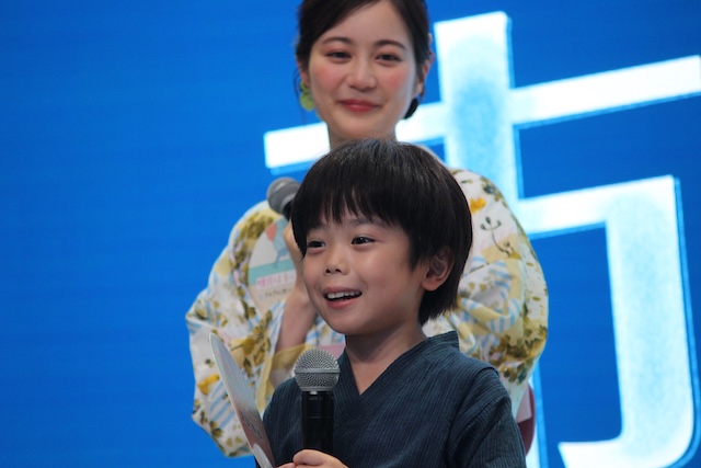 生田絵梨花、福原遥のウインクに悩殺の画像