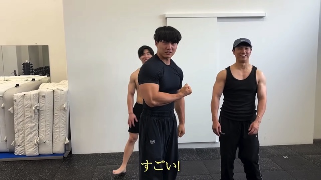 コロチキ西野、青木マッチョの肉体美に驚愕の画像