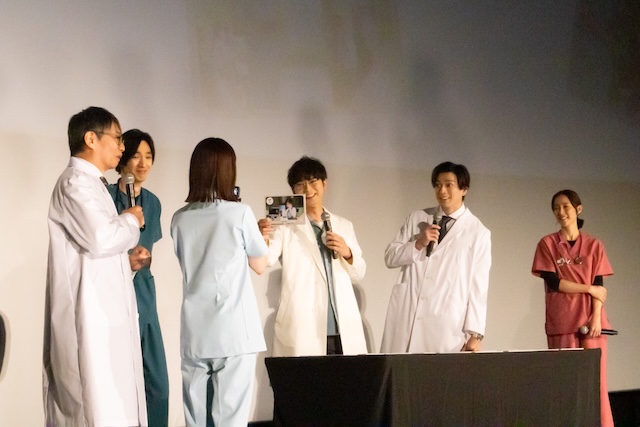 松本潤が小芝風花の“居眠り”を暴露の画像