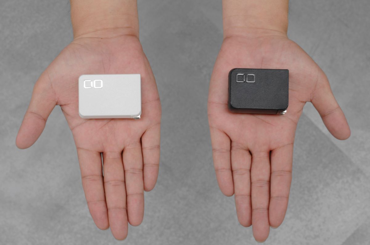CIO、世界最小級100W充電器発売の画像