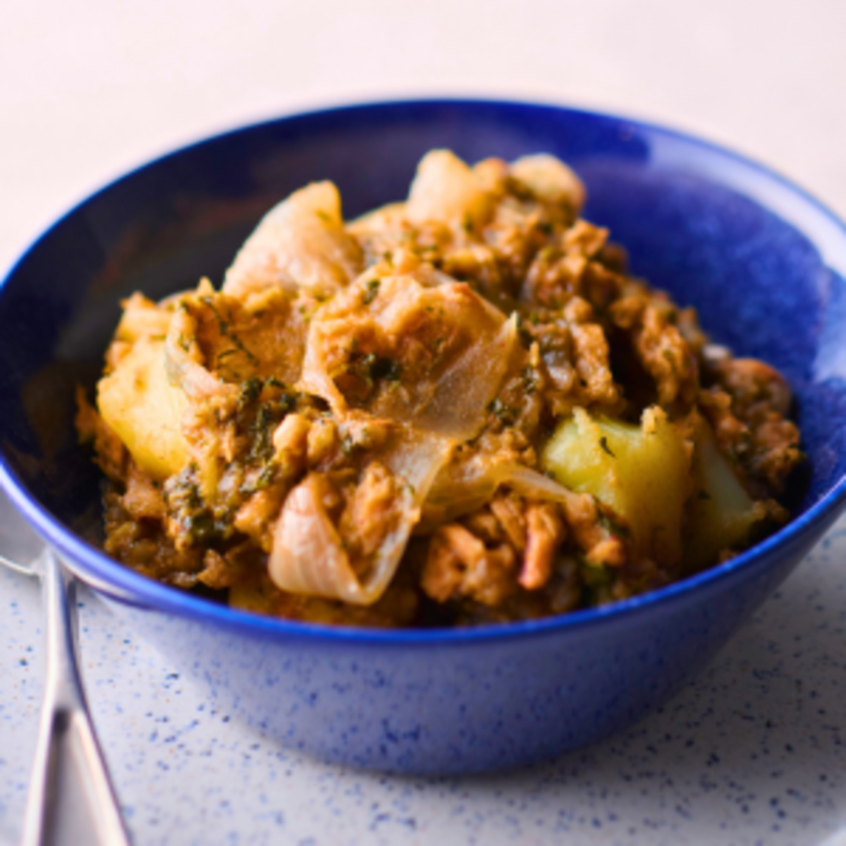 『いきなり煮る！　簡単スパイスカレー』の画像