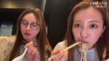 ラーメン屋を梯子し豪快に食べる板野友美