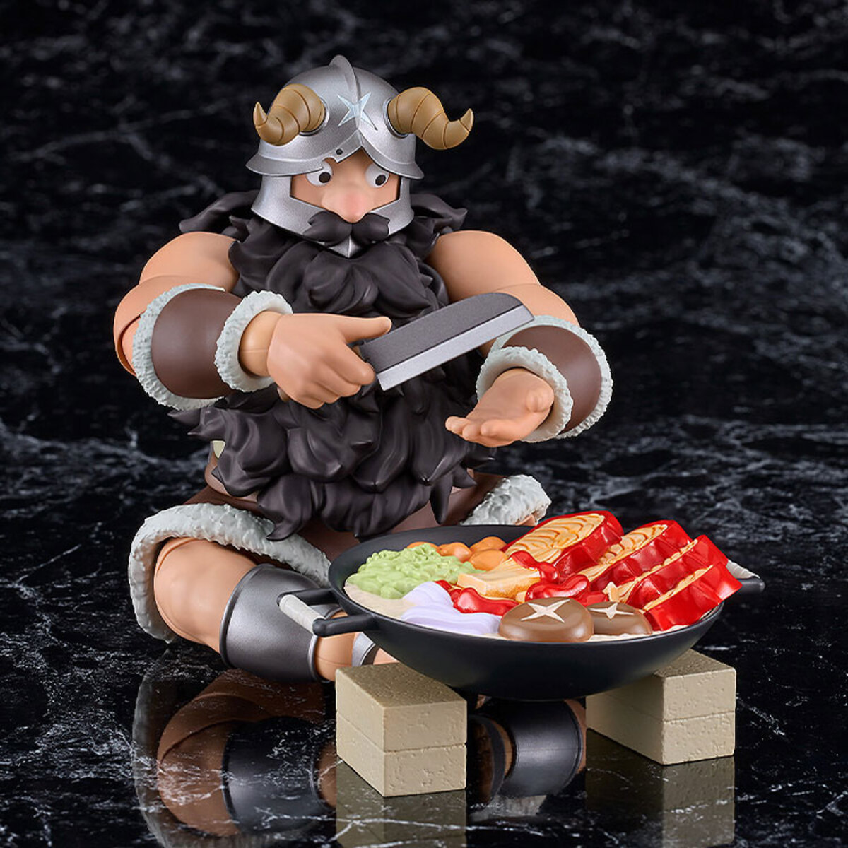 『ダンジョン飯』センシのフィギュア登場の画像