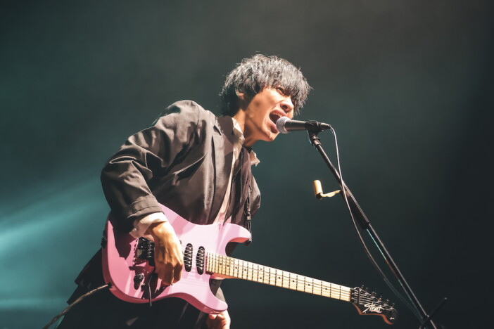 山内総一郎、ソロメジャーデビュー