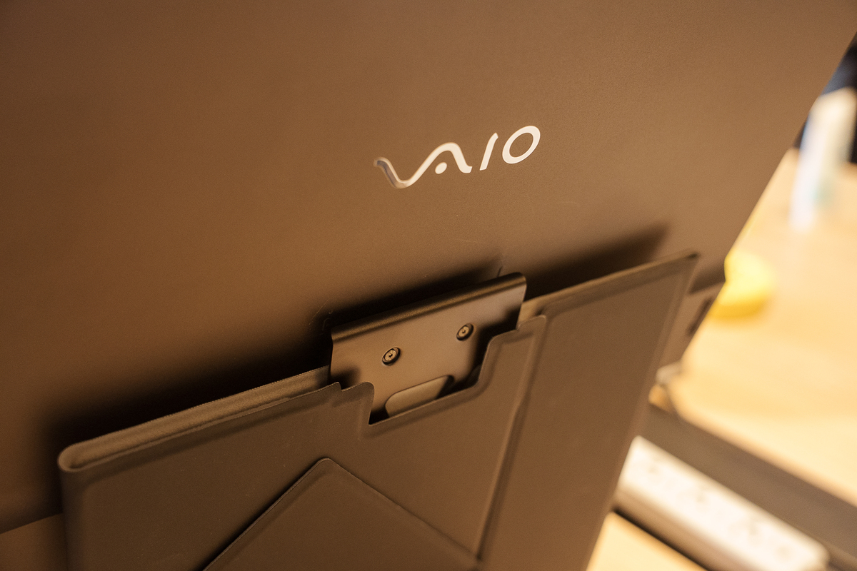 VAIO『Vision+ 14』レビューの画像