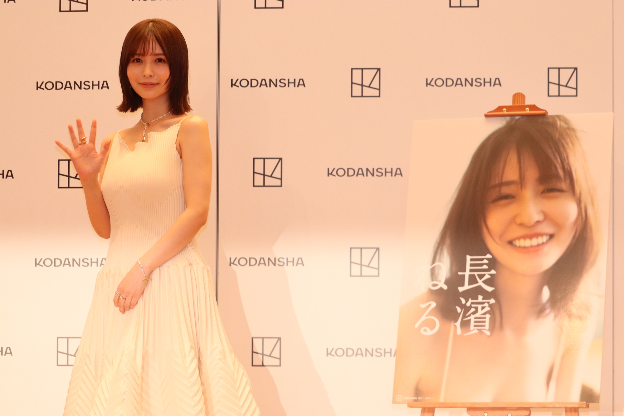 長濱ねる、ノースリーブ姿で写真集を語るの画像